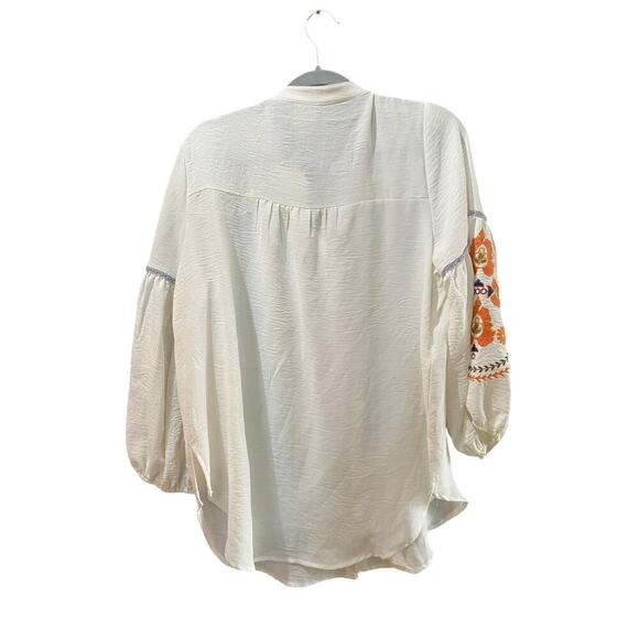 Fig And Flower White Long Sleeves Button Front Embroidered Shirt Top Size Large - Picture 2 of 4